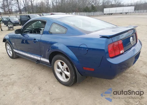 2007 Ford Mustang V6 Deluxe/V6 Premium from USA, damaged, VIN 1ZVFT80N675271103